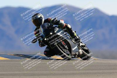 media/Mar-12-2022-SoCal Trackdays (Sat) [[152081554b]]/Turn 9 (220pm)/